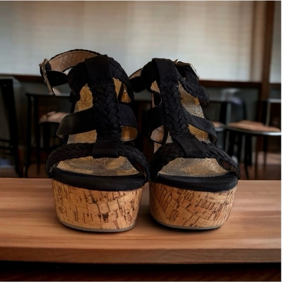 Soda Black Vegan Stappy 6” cork heeled platform wedges. SZ10 Great Condition. - Picture 13 of 16